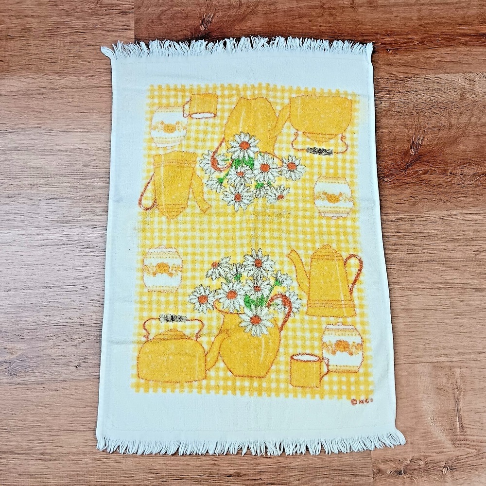 Vintage Daisy Tea Towel Yellow Gingham Floral Cottagecore Kitchen Decor Fringed